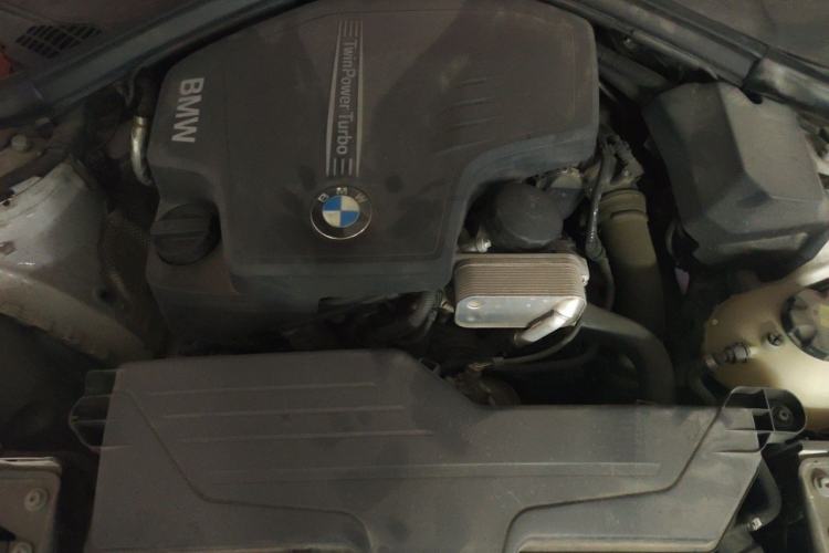 Used BMW 3 Series 2016 320Li Ambition Model Engine Bay