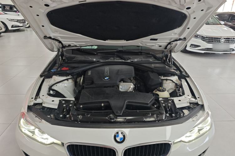 Used BMW 3 Series 2016 320Li Ambition Model Engine Bay
