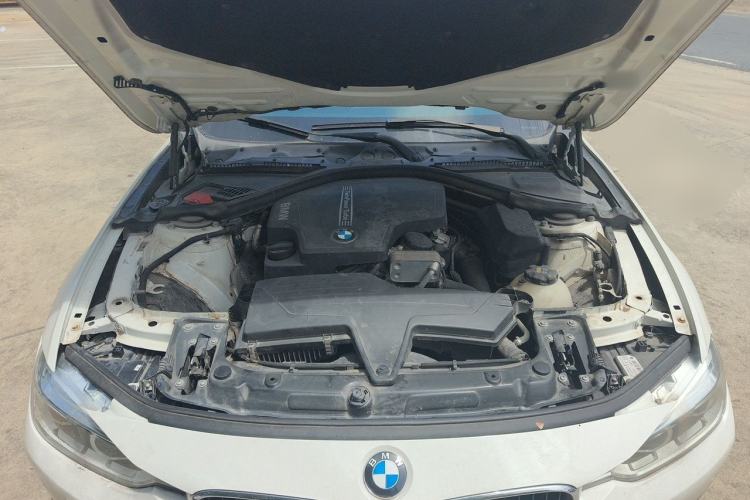 Used BMW 3 Series 2016 320Li Ambition Model Engine Bay