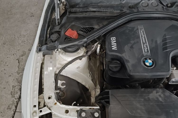 Used BMW 3 Series 2016 320Li Fashion Model Engine Bay Right