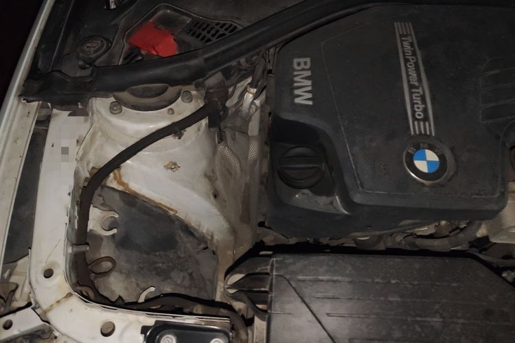 Used BMW 3 Series 2016 320i Fashion Model Engine Bay Right