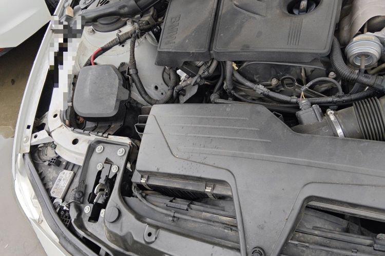 Used BMW 3 Series 2016 316i Fashion Model Engine Bay Right