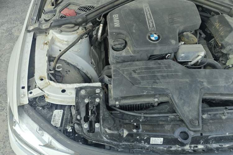 Used BMW 3 Series 2016 320Li Fashion Model Engine Bay Right