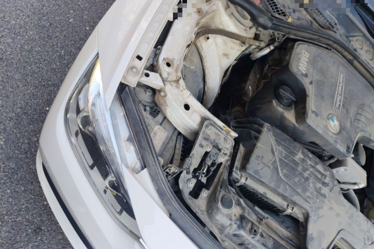 Used BMW 3 Series 2016 320i Fashion Model Engine Bay Right