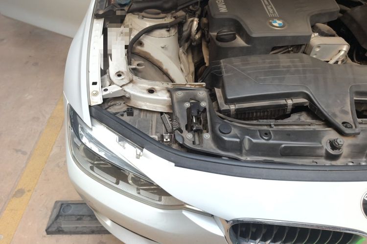 Used BMW 3 Series 2016 320Li Fashion Model Engine Bay Right