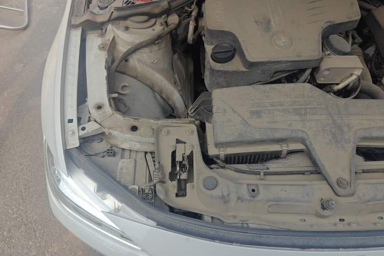 Used BMW 3 Series 2016 320Li Fashion Model Engine Bay Right
