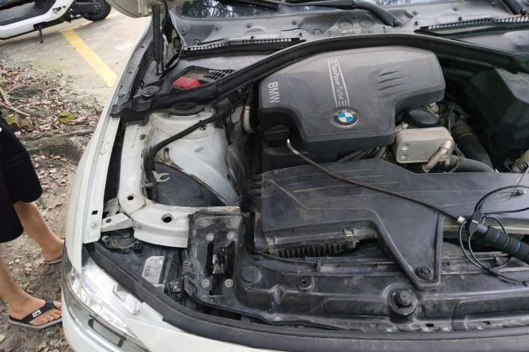 Used BMW 3 Series 2016 320Li Fashion Model Engine Bay Right