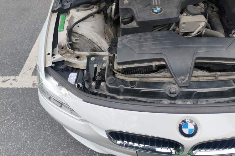 Used BMW 3 Series 2016 320Li Ambition Model Engine Bay Right