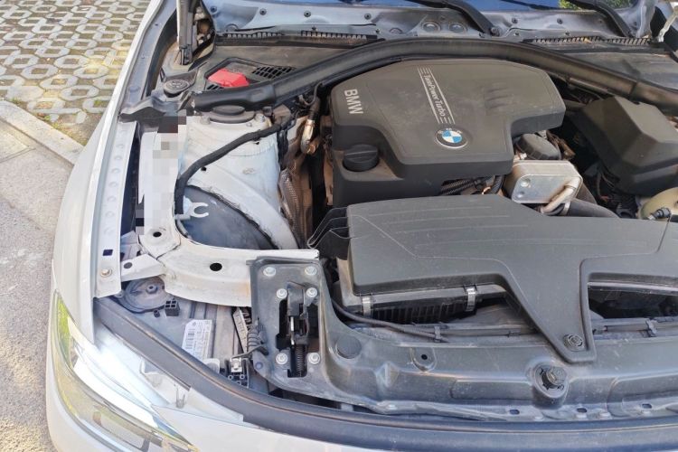 Used BMW 3 Series 2016 320Li Ambition Model Engine Bay Right