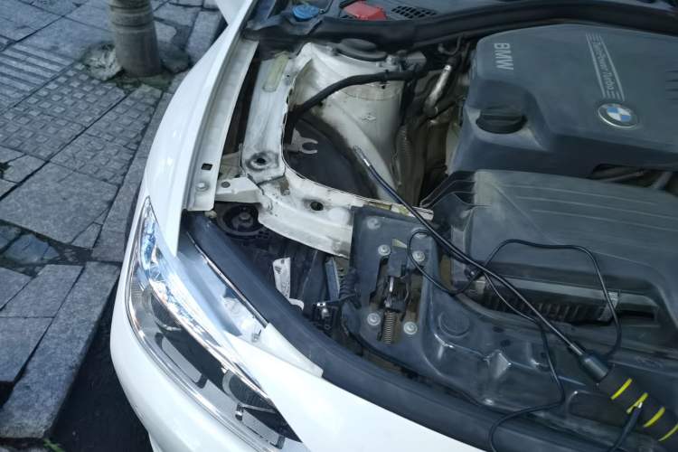 Used BMW 3 Series 2016 320Li Fashion Model Engine Bay Right