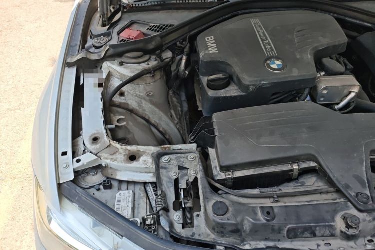 Used BMW 3 Series 2016 320Li Ambition Model Engine Bay Right