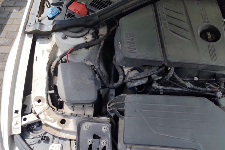 Used BMW 3 Series 2016 316Li Fashion Model Engine Bay Right