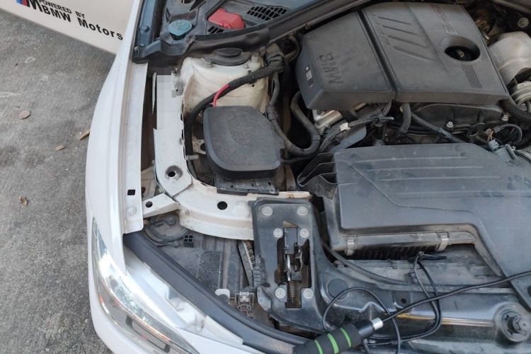 Used BMW 3 Series 2016 316Li Fashion Model Engine Bay Right