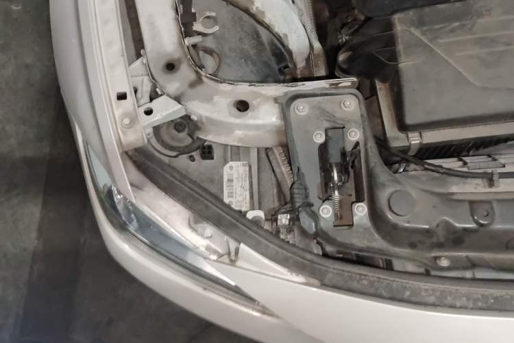 Used BMW 3 Series 2016 320Li Fashion Model Engine Bay Right
