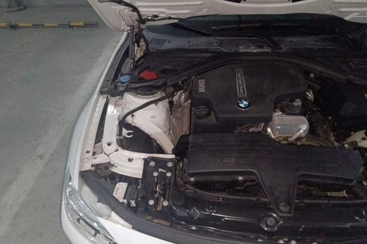 Used BMW 3 Series 2016 320Li Fashion Model Engine Bay Right
