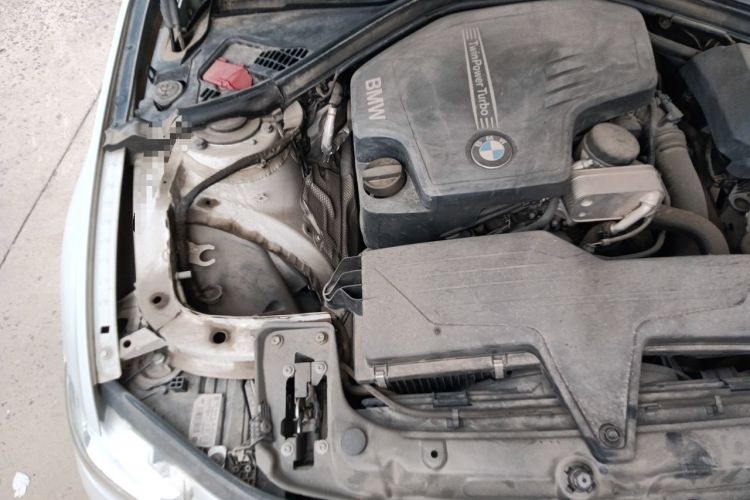 Used BMW 3 Series 2016 320Li Fashion Model Engine Bay Right