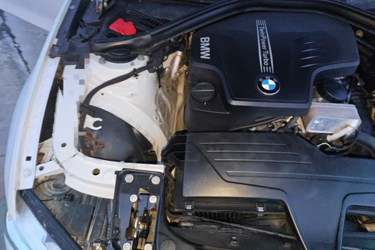 Used BMW 3 Series 2016 320Li Fashion Model Engine Bay Right