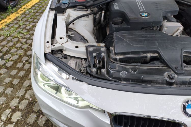 Used BMW 3 Series 2016 328i M Sport Engine Bay Right