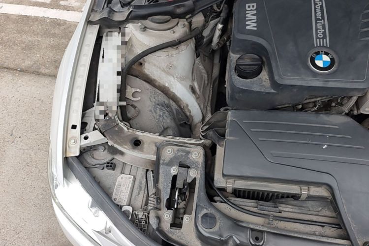 Used BMW 3 Series 2016 320i Fashion Model Engine Bay Right