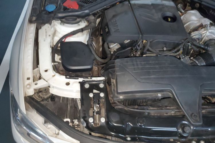 Used BMW 3 Series 2016 316Li Fashion Model Engine Bay Right