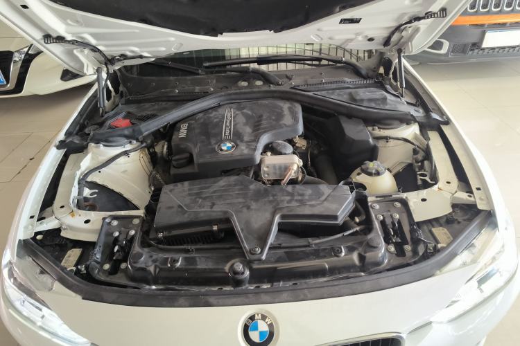 Used BMW 3 Series 2016 320Li Ambition Model Engine Bay