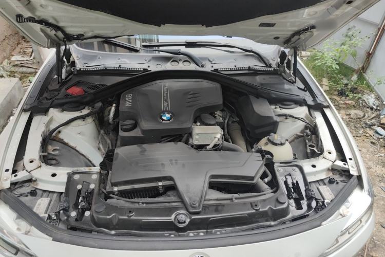 Used BMW 3 Series 2016 320Li Ambition Model Engine Bay