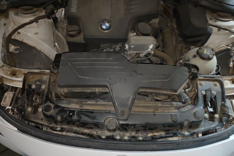 Used BMW 3 Series 2016 320Li Ambition Model Engine Bay