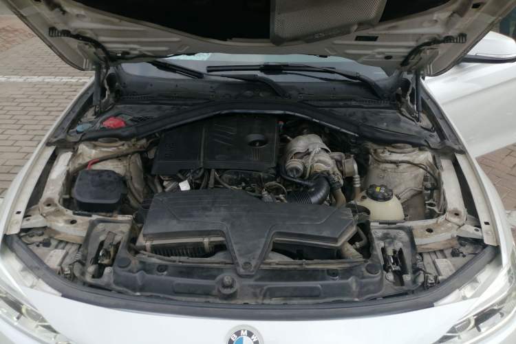 Used BMW 3 Series 2016 316i Fashion Model Engine Bay