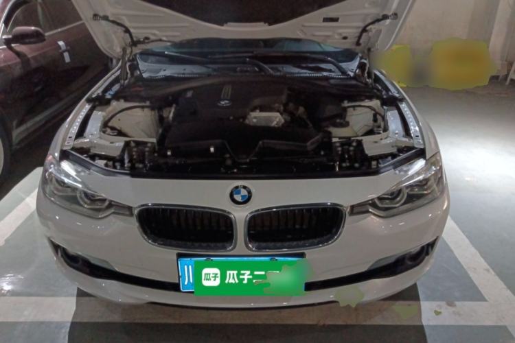 Used BMW 3 Series 2016 320Li Fashion Model Engine Bay
