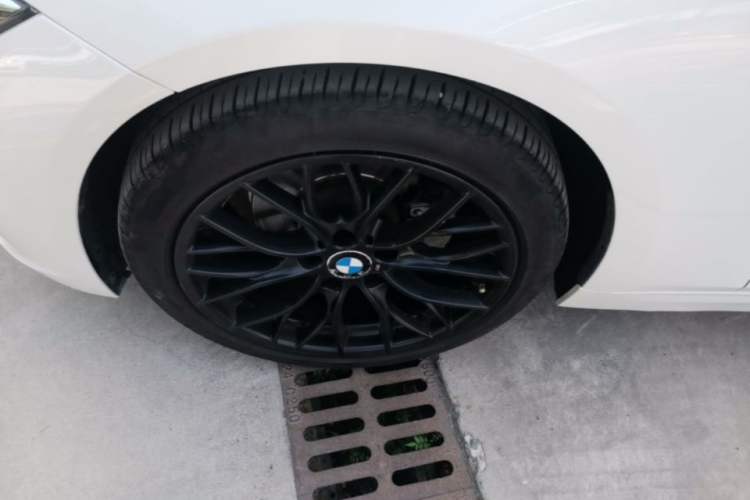Used BMW 3 Series 2016 320Li Fashion Model Exterior 1