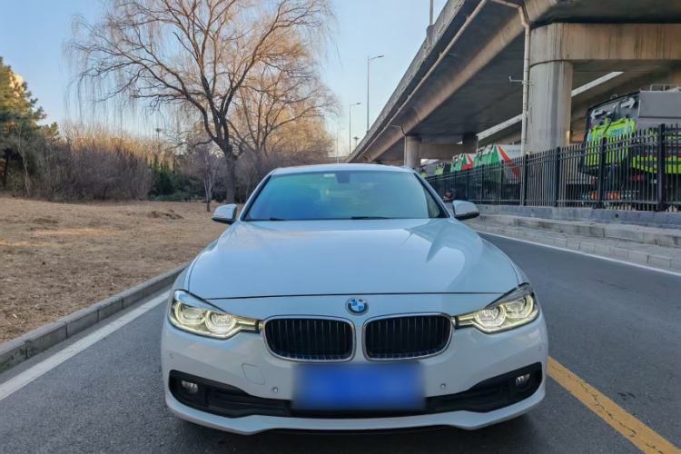 Used BMW 3 Series 2016 316i Fashion Model Exterior 1