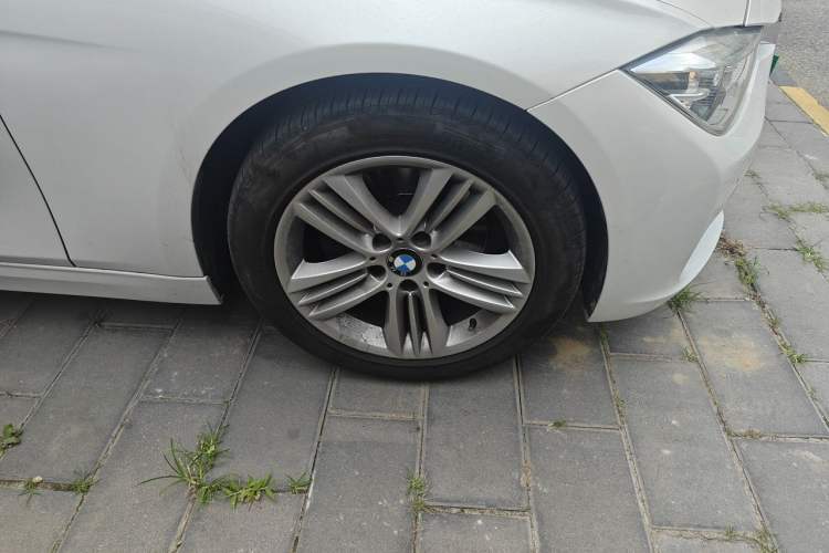 Used BMW 3 Series 2016 320Li Fashion Model Exterior 1