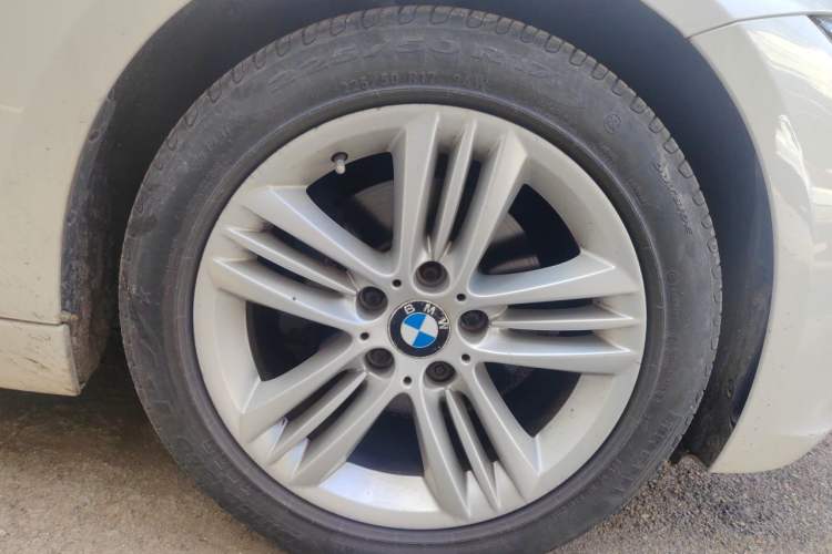 Used BMW 3 Series 2016 320Li Fashion Model Exterior 1