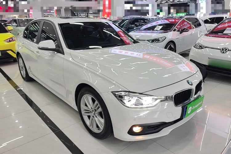 Used BMW 3 Series 2016 320i Fashion Model Exterior 1