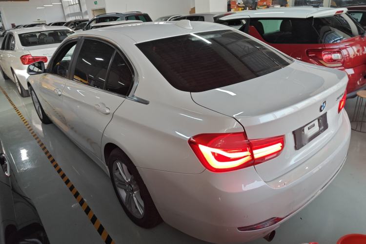 Used BMW 3 Series 2016 320Li Ambition Model Exterior 2
