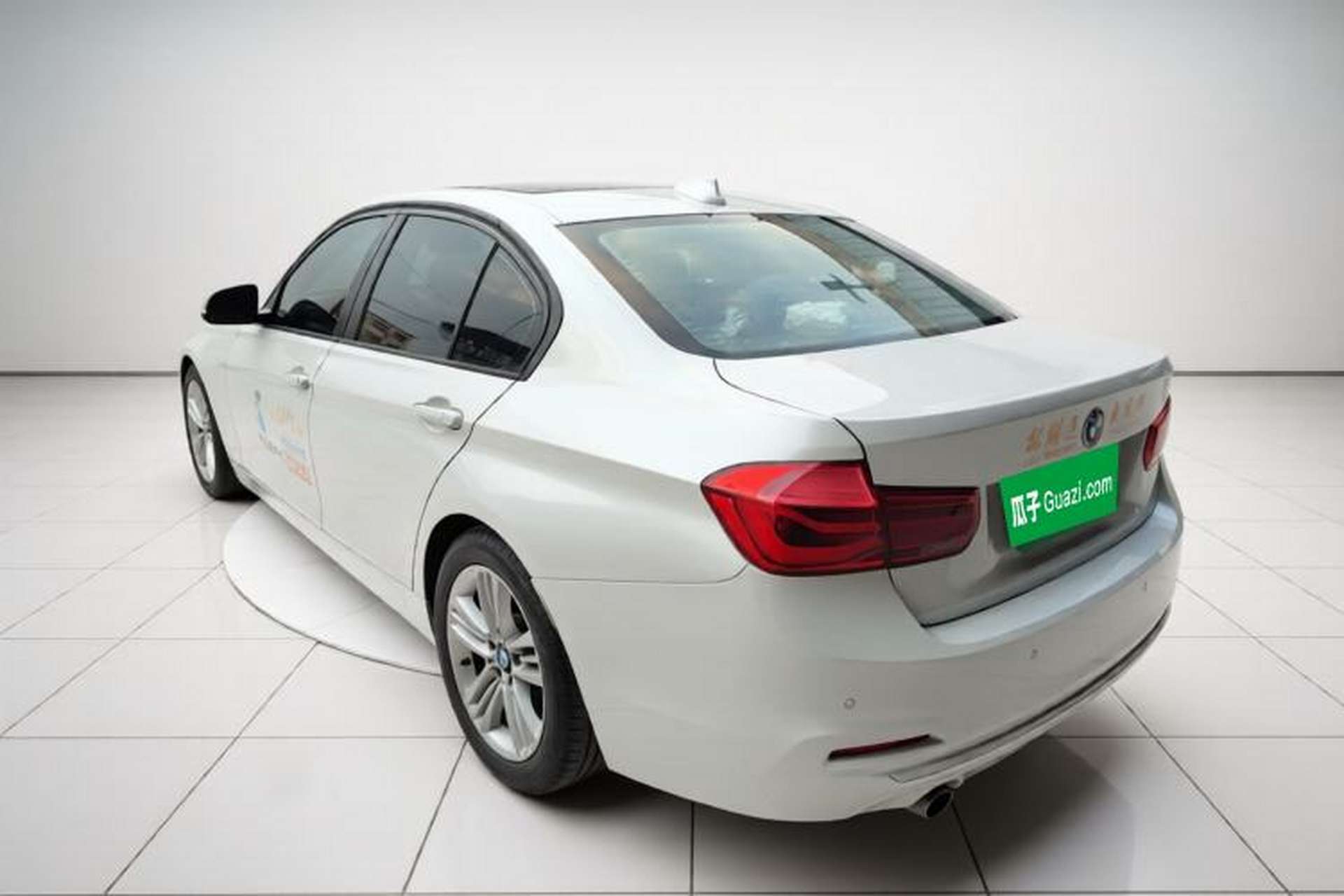 Used BMW 3 Series 2016 320i Fashion Model Exterior 2