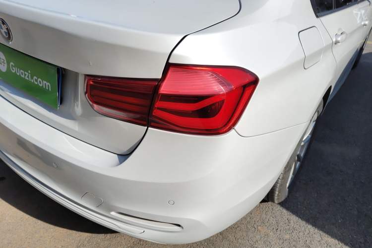 Used BMW 3 Series 2016 316i Fashion Model Exterior 2