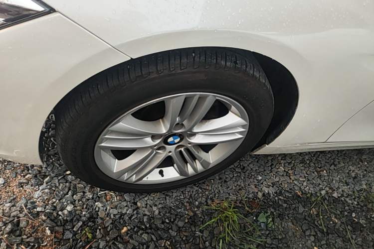 Used BMW 3 Series 2016 320Li Ambition Model Exterior 2