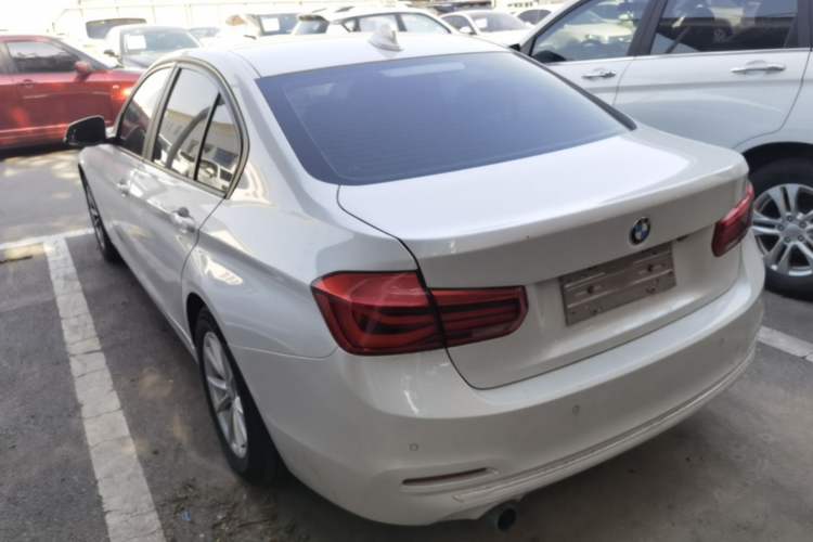 Used BMW 3 Series 2016 316i Fashion Model Exterior 2