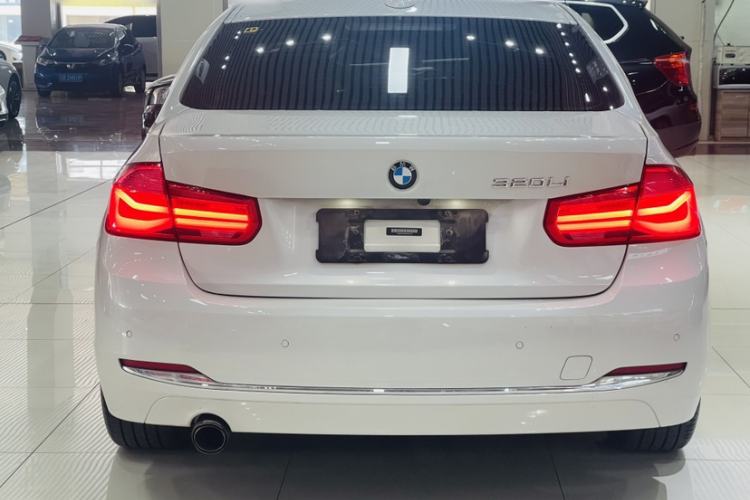 Used BMW 3 Series 2016 320Li Ambition Model Exterior 2