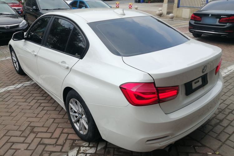 Used BMW 3 Series 2016 316i Fashion Model Exterior 2