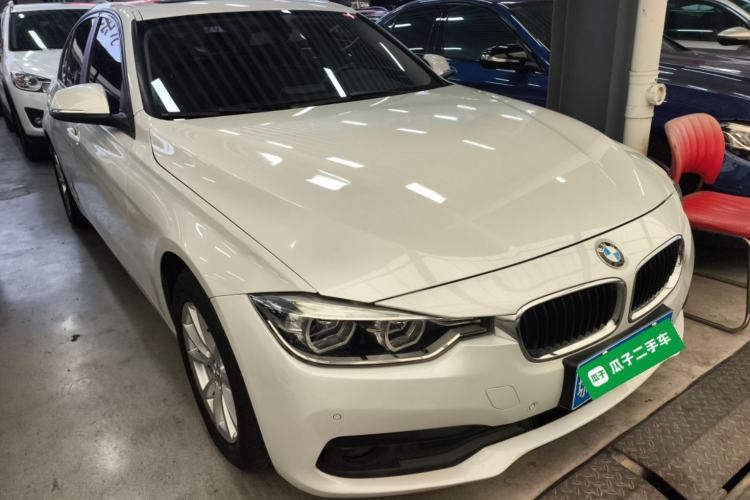Used BMW 3 Series 2016 316i Fashion Model Exterior 2