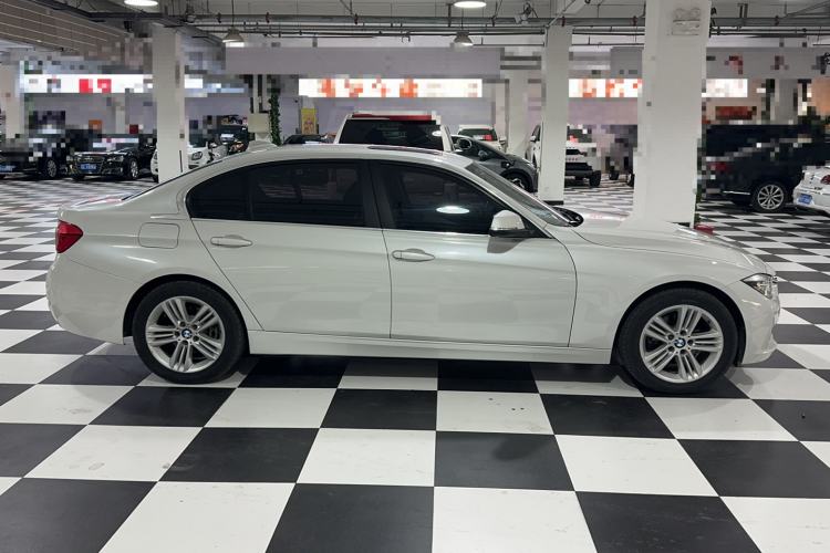 Used BMW 3 Series 2016 320Li Fashion Model Exterior 3