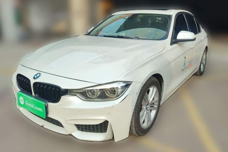 Used BMW 3 Series 2016 320i Fashion Model Exterior 3