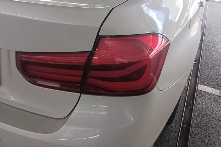 Used BMW 3 Series 2016 320Li Fashion Model Exterior 3