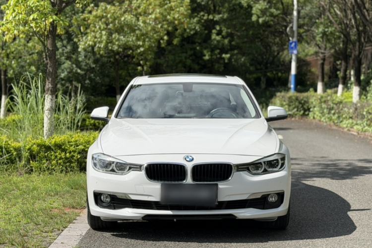 Used BMW 3 Series 2016 320Li Fashion Model Exterior 3