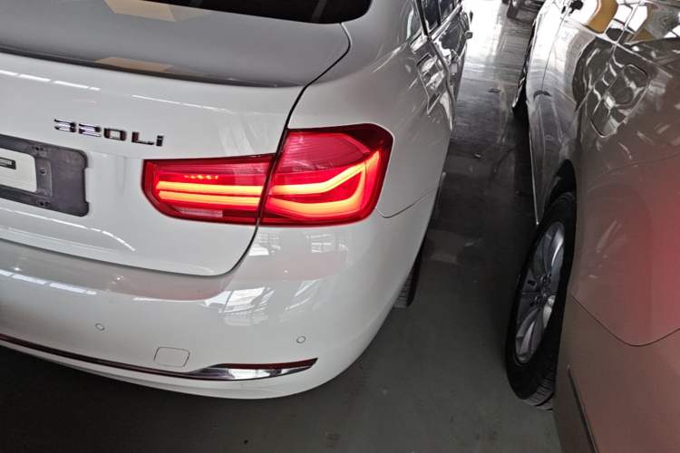 Used BMW 3 Series 2016 320Li Fashion Model Exterior 3