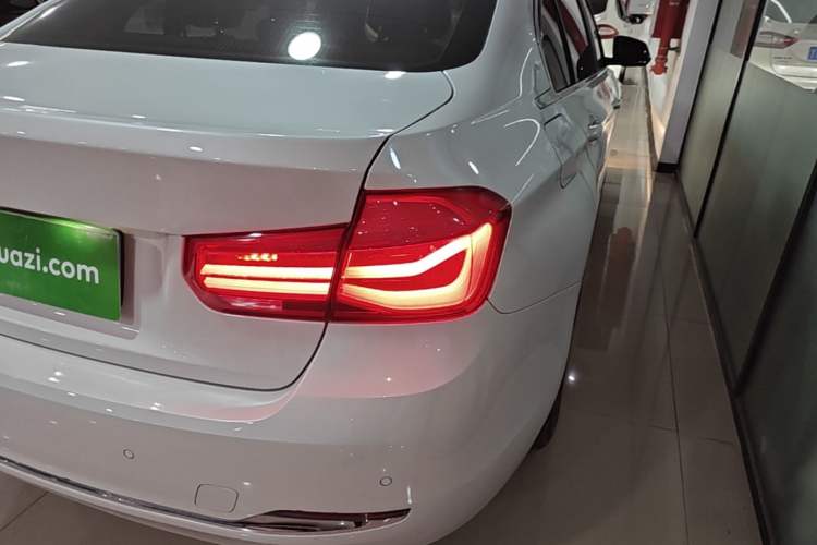 Used BMW 3 Series 2016 320Li Fashion Model Exterior 3