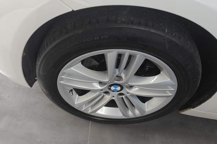 Used BMW 3 Series 2016 320Li Fashion Model Exterior 4