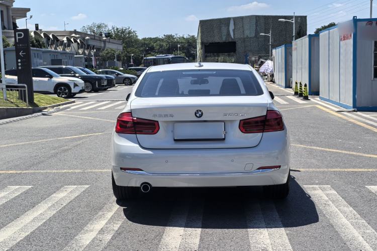 Used BMW 3 Series 2016 320Li Fashion Model Exterior 4